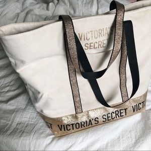Victoria’s Secret Tote